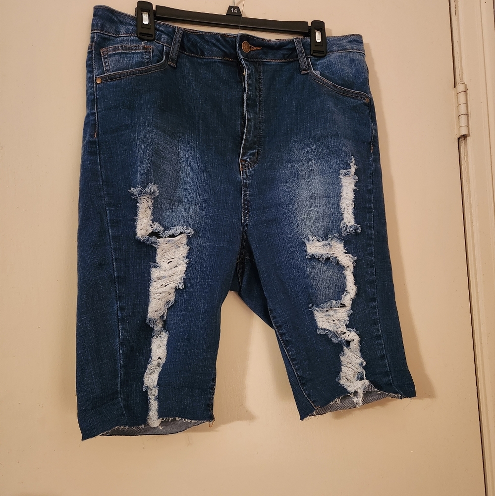 Ripped Blue Jeans shorts